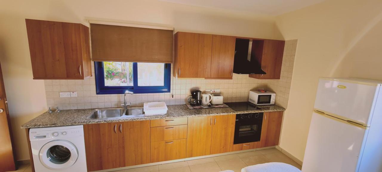 Stay Trinity Beach Apts Paralimni Exterior foto