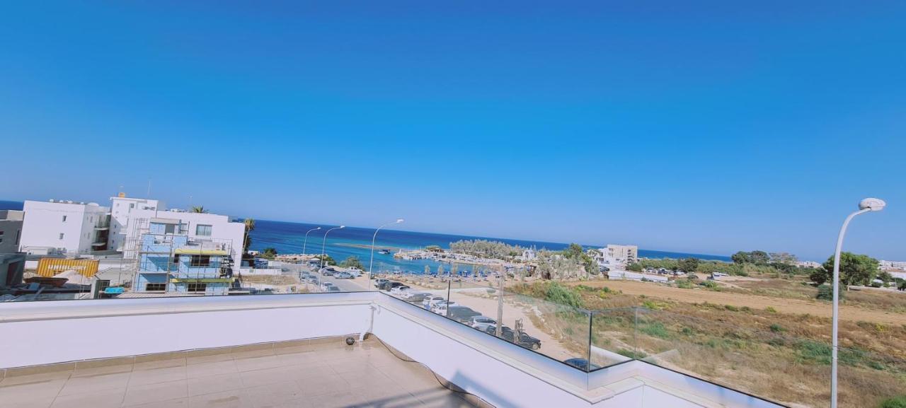 Stay Trinity Beach Apts Paralimni Exterior foto