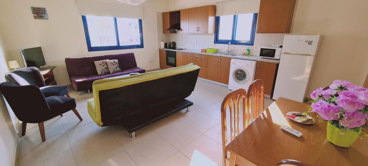 Stay Trinity Beach Apts Paralimni Exterior foto